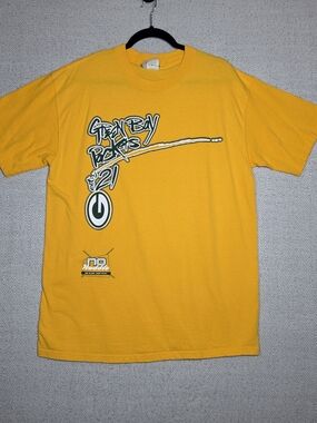 Y2k Green Bay Packers Gold Graffiti Graphic Short Sleeve Tee Size L